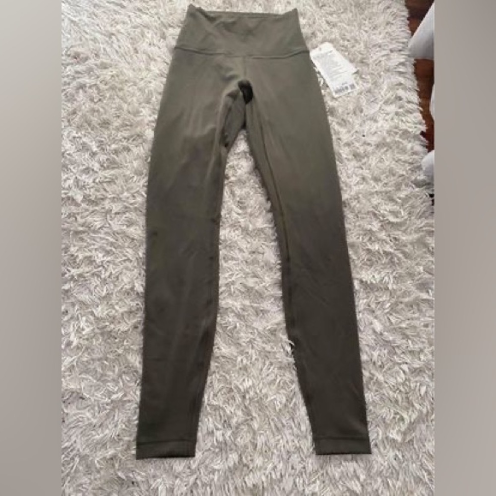 lululemon wunder train size 4